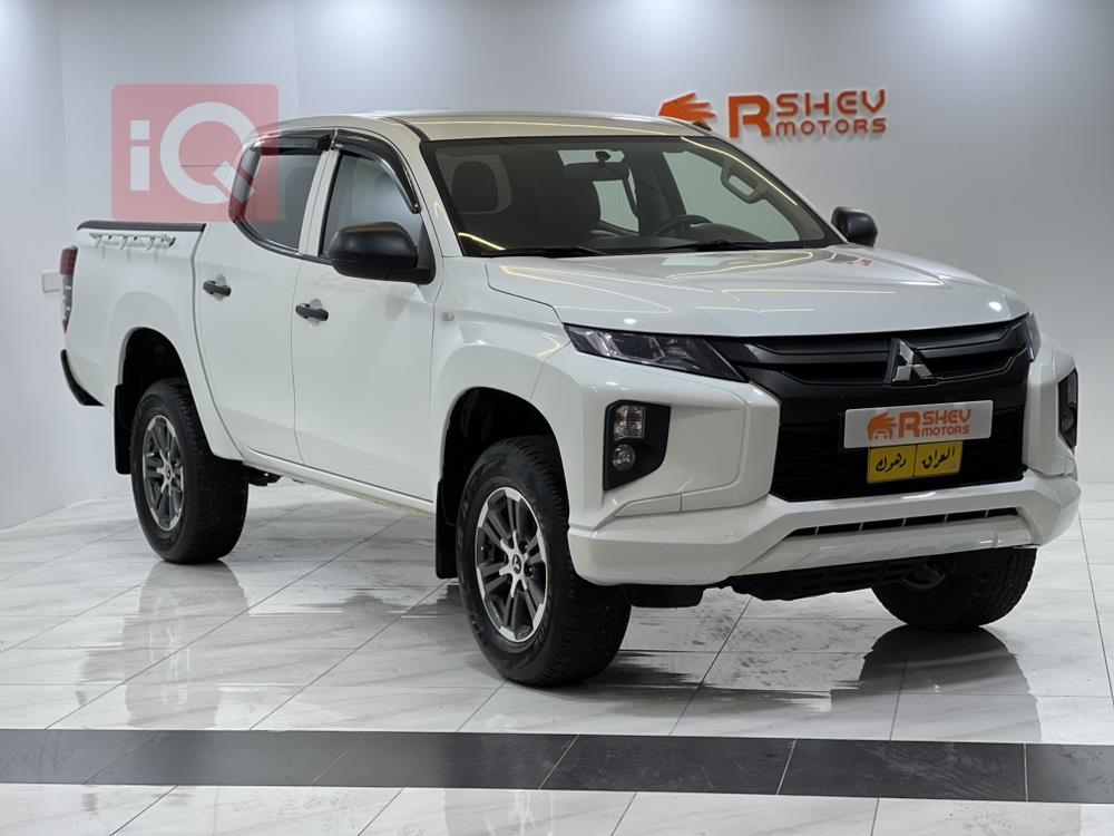 میتسوبیشی L200